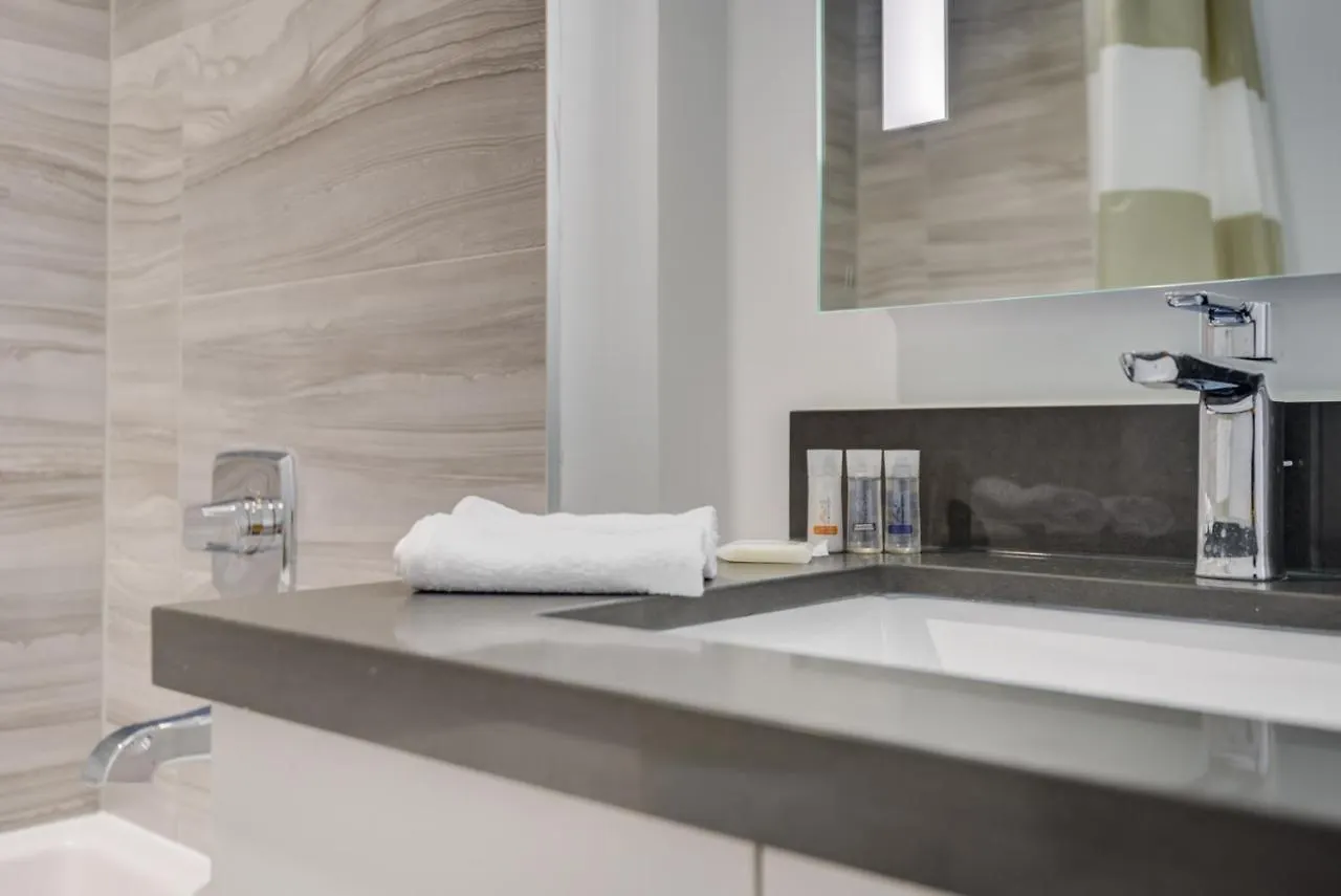 Apartamento The Avenue Suites Toronto