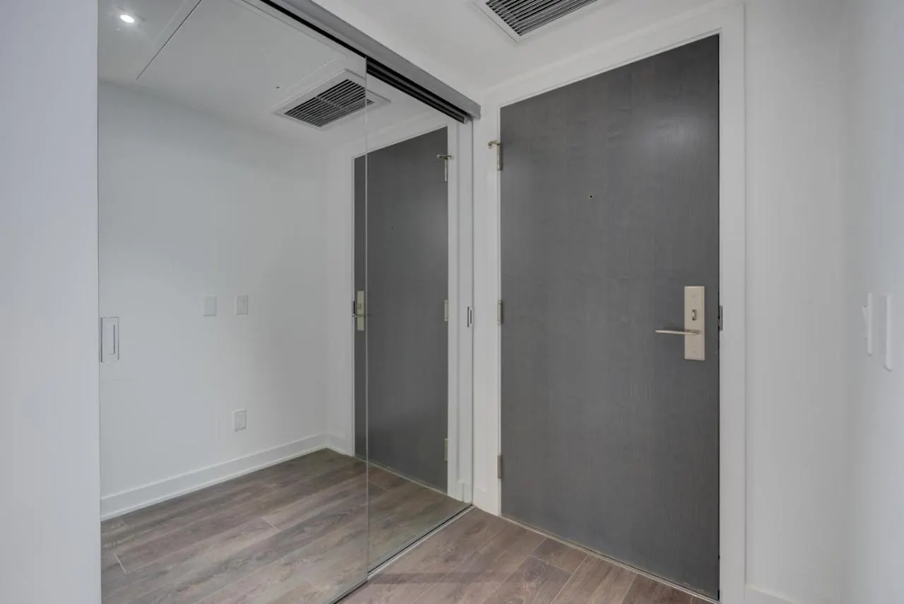 Apartamento The Avenue Suites Toronto Canadá